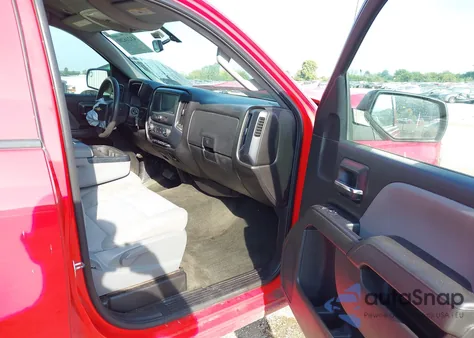 2016 Chevrolet Silverado Custom z USA, uszkodzony, nr VIN 1GCRCPEC6GZ327793